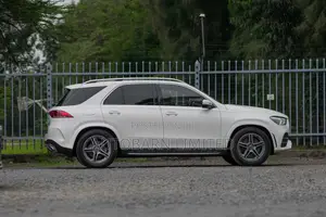 Mercedes-Benz GLE-Class GLE 450 4MATIC 2021 Pearl
