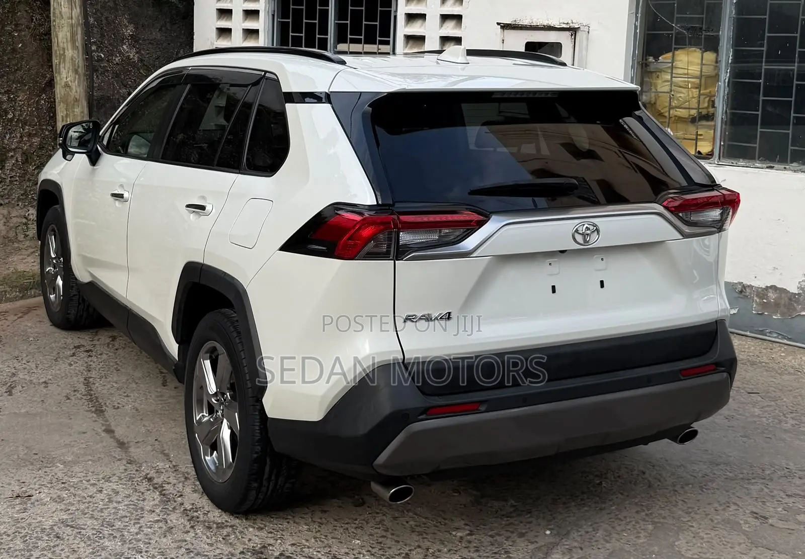 Toyota RAV4 2019 Ivory