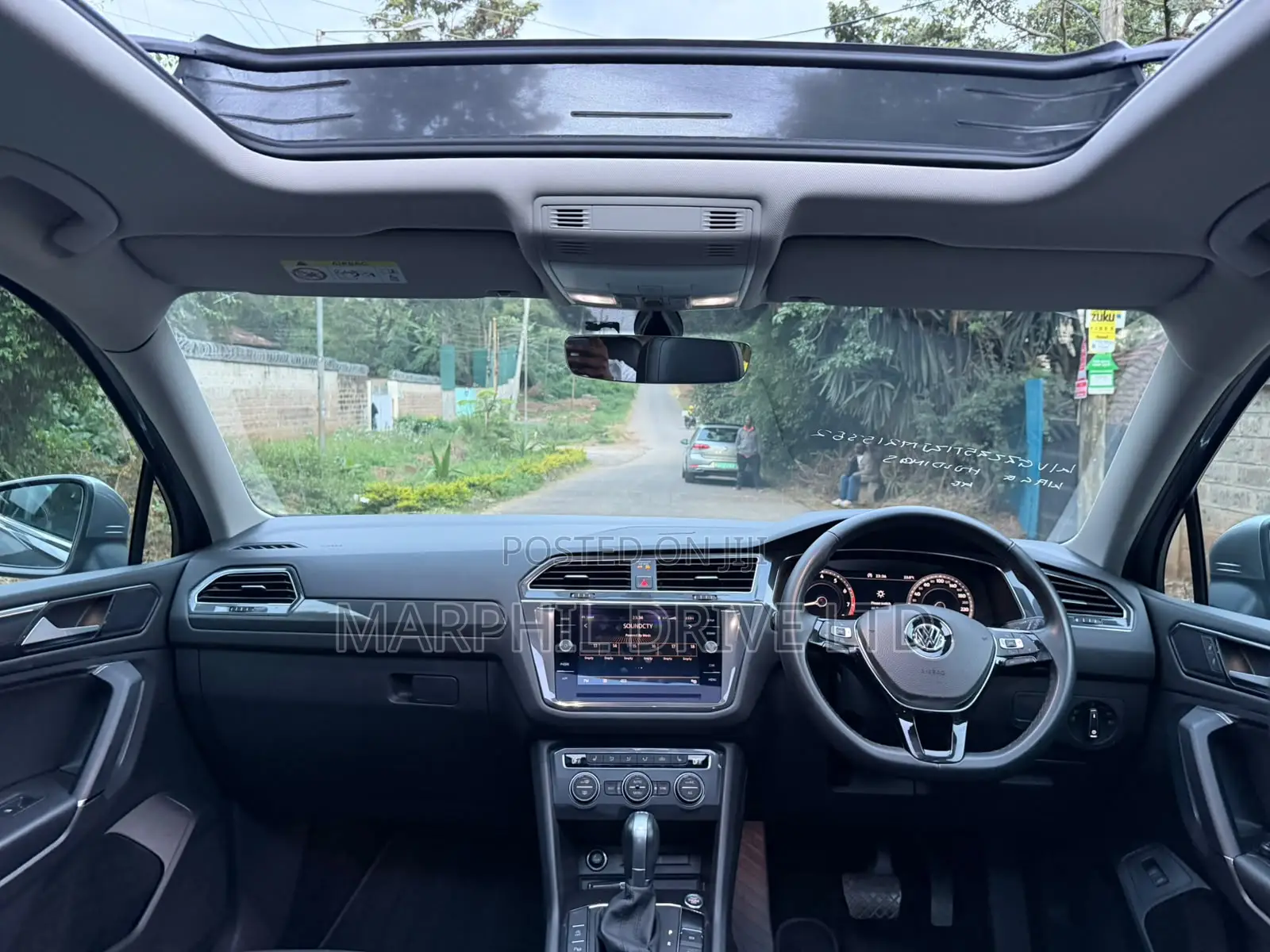 Volkswagen Tiguan 2019 Gray