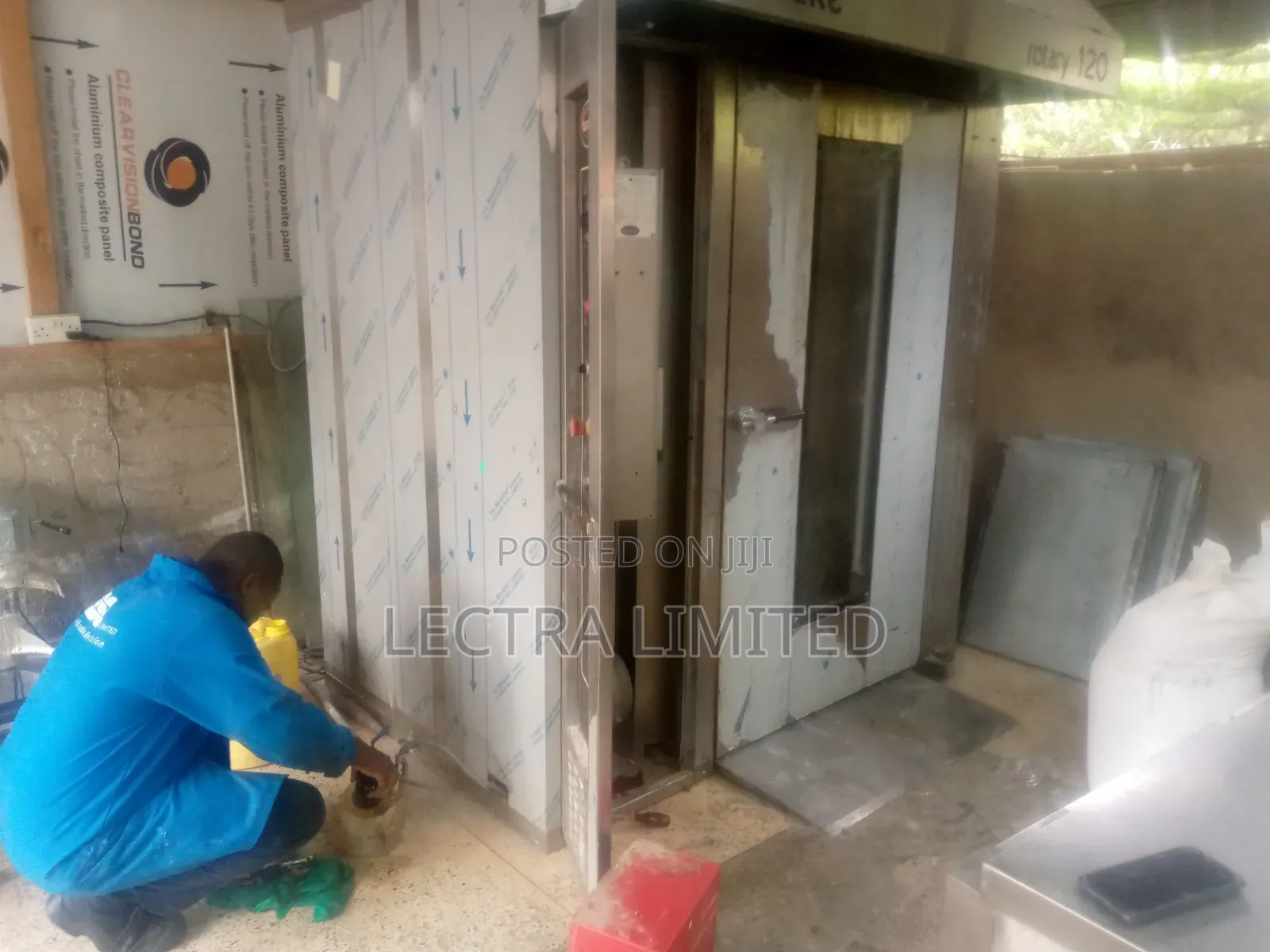 Kitchen Equipments and Machines