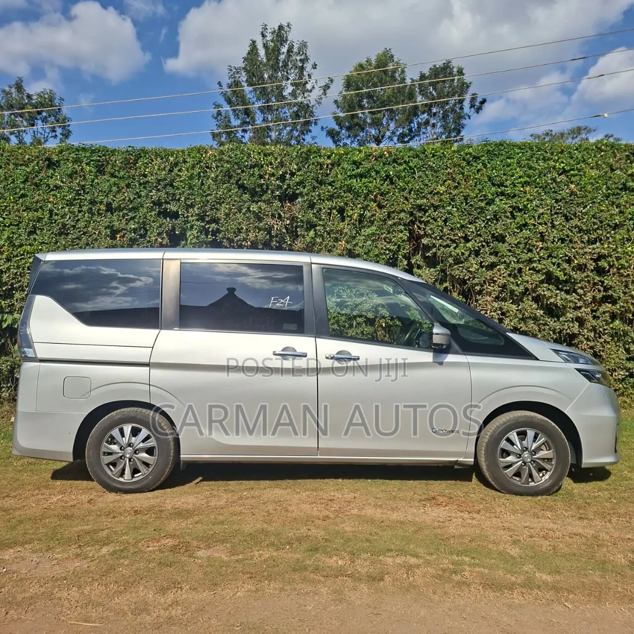 Nissan Serena 2019 Silver