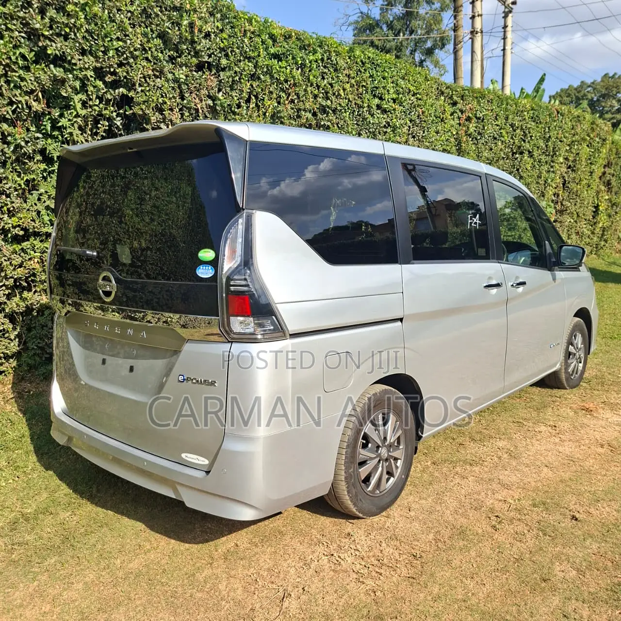 Nissan Serena 2019 Silver