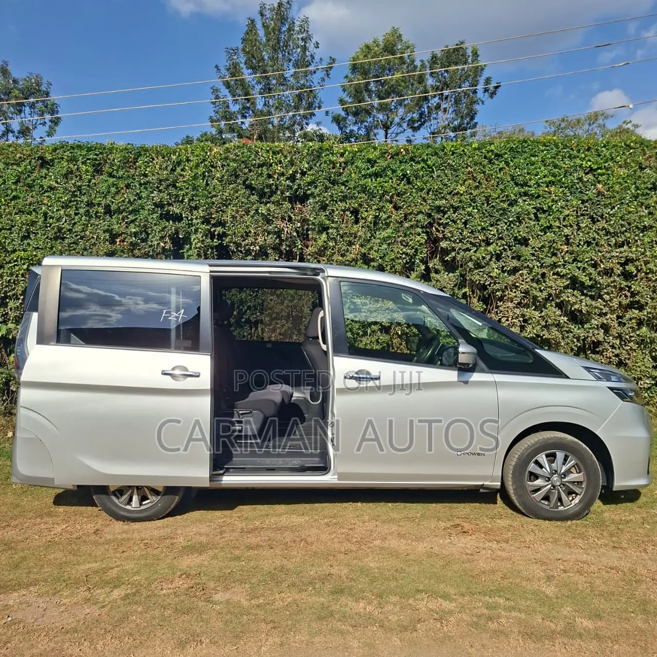 Nissan Serena 2019 Silver