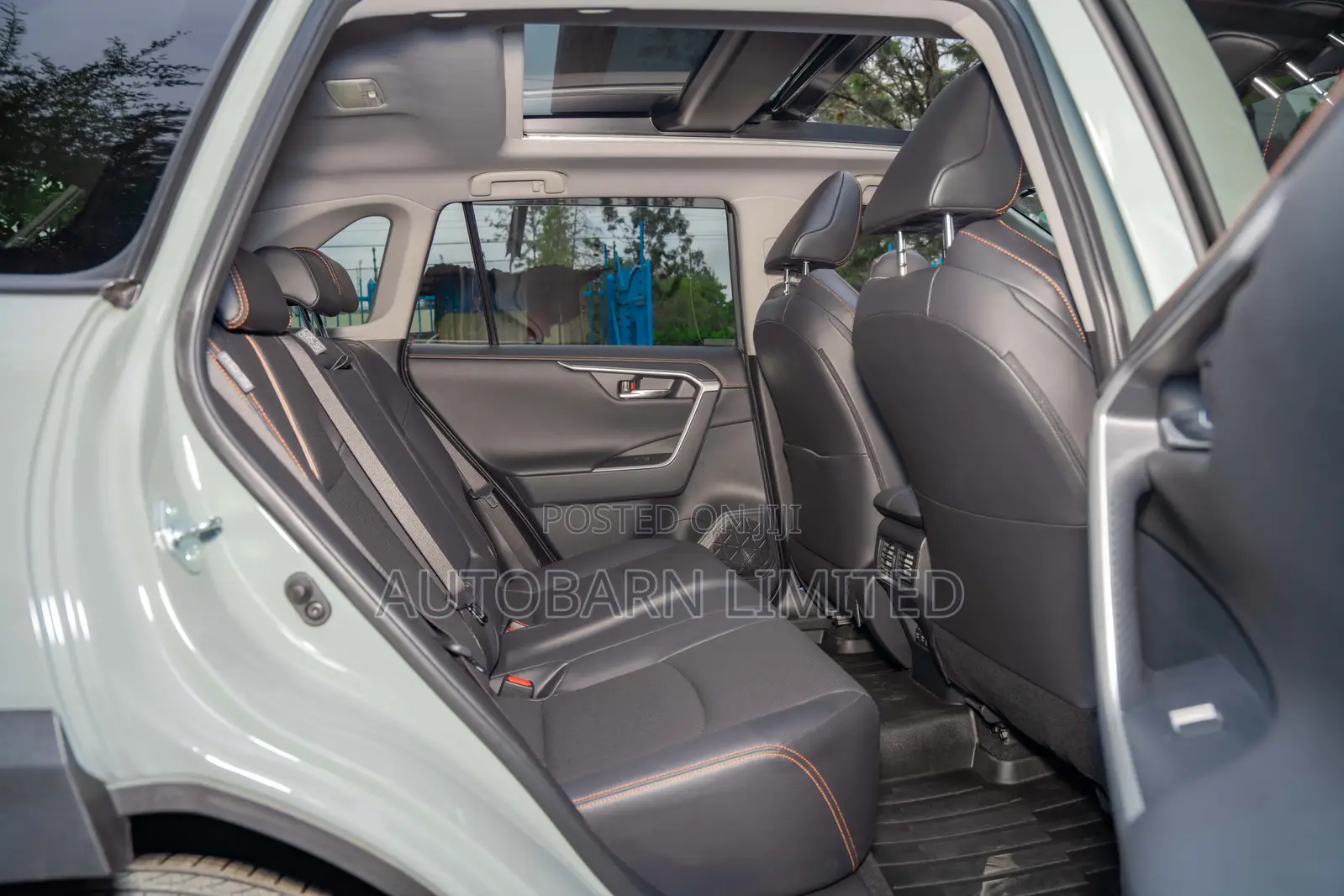 Toyota RAV4 Adventure 2019 Green