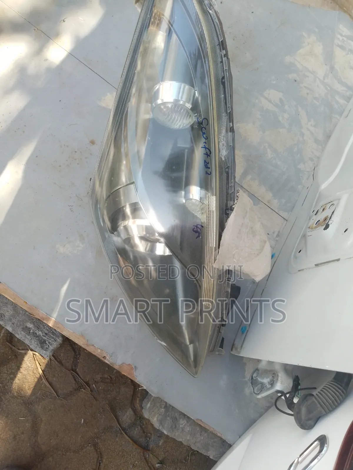 Suzuki Swift 2012 Headlights