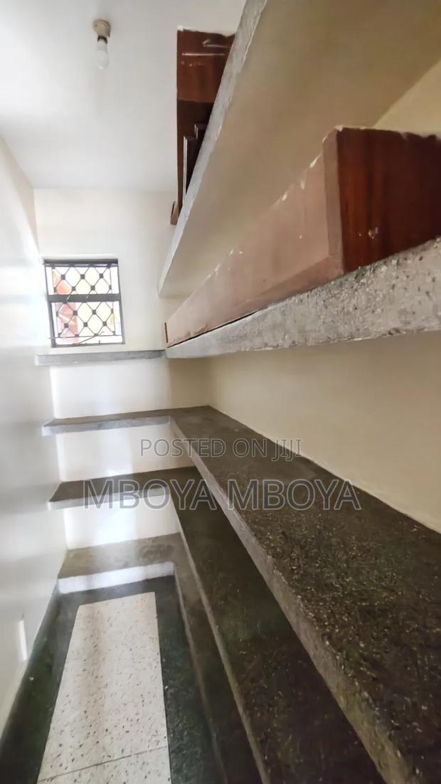 3bdrm Apartment in Parklands for sale - thumbnail 3