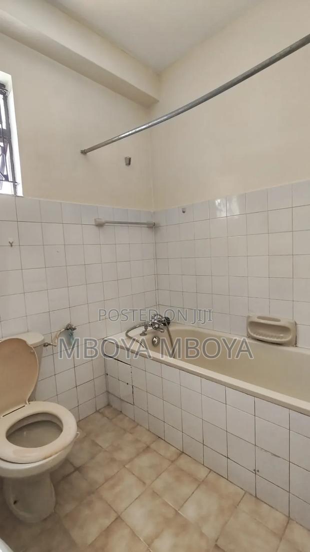 3bdrm Apartment in Parklands for sale - thumbnail 5