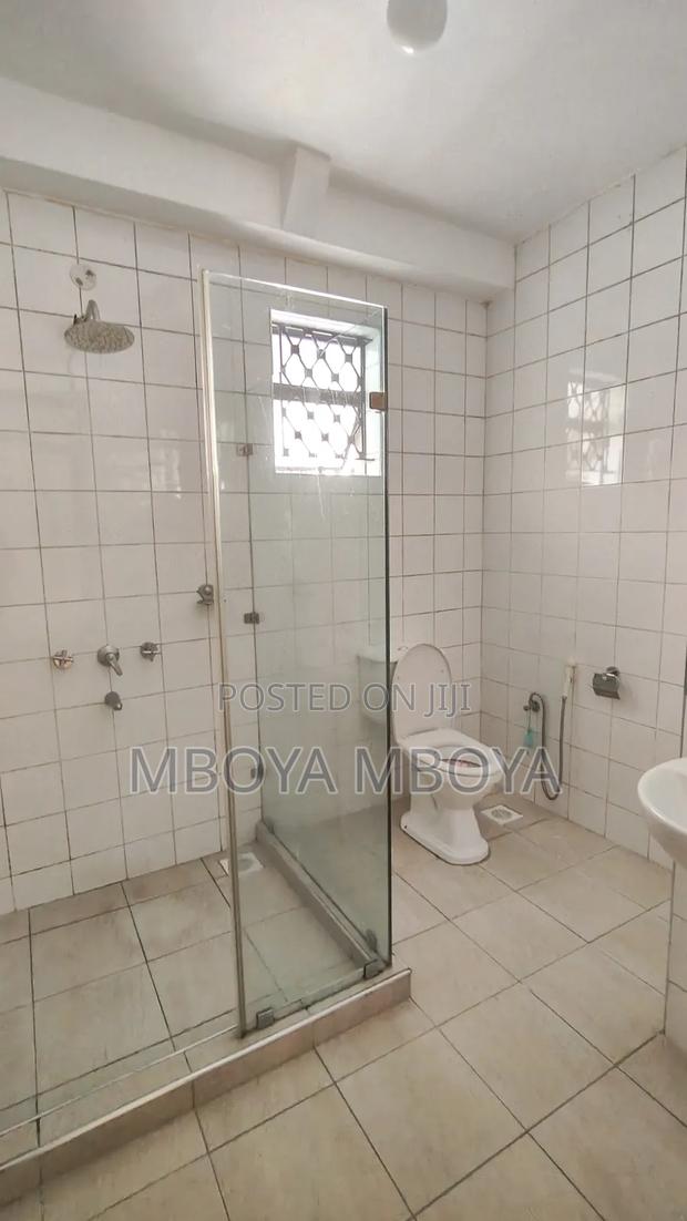 3bdrm Apartment in Parklands for sale - thumbnail 6