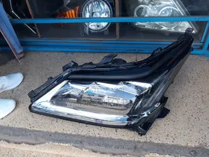 Lexus Lx 570 Headlights (No 44)