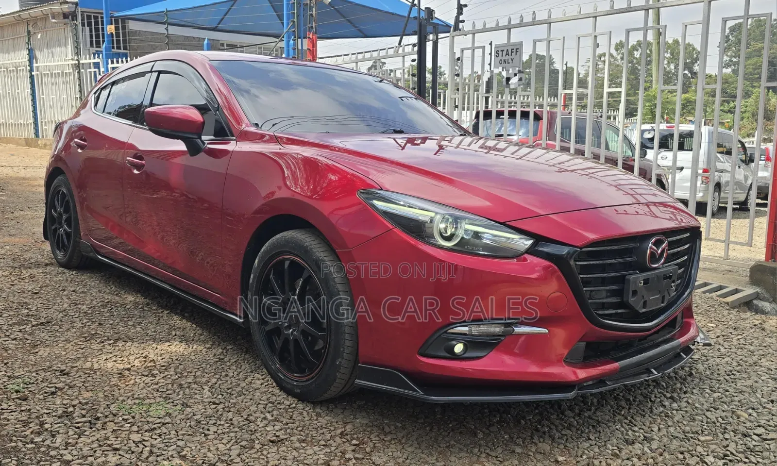 Mazda Axela 2017 Red