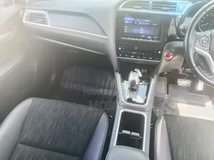 Honda Fit Shuttle 2019 Red