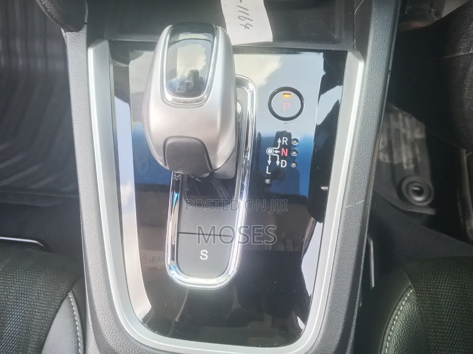 Honda Fit Shuttle 2019 Red