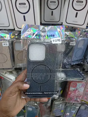iPhone 15 Pro Sparkly Dark Finish and Built-in Circular Magnetic Case