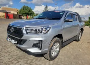 Toyota Hilux 2015 Silver