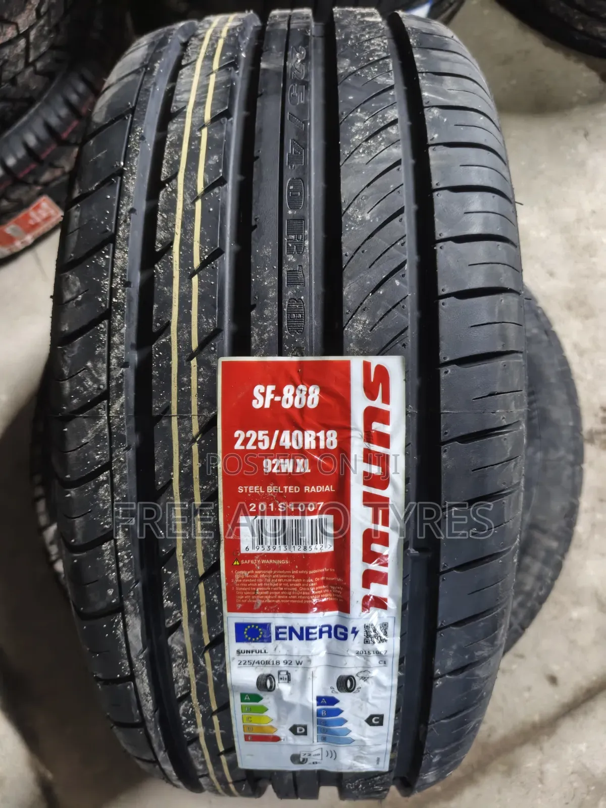 225/40r18 Sunfull