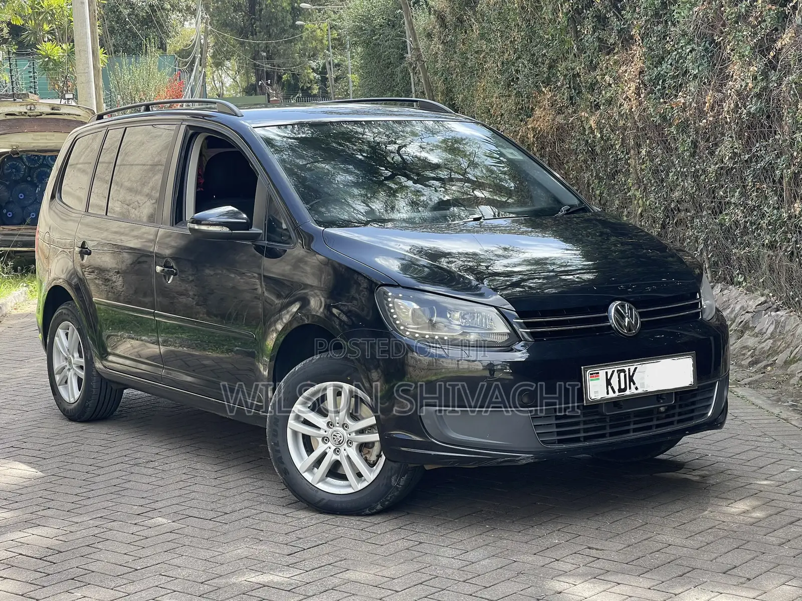 Volkswagen Touran 2015 Black