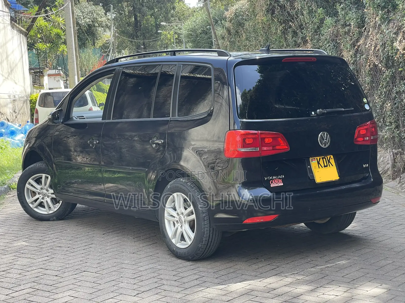Volkswagen Touran 2015 Black