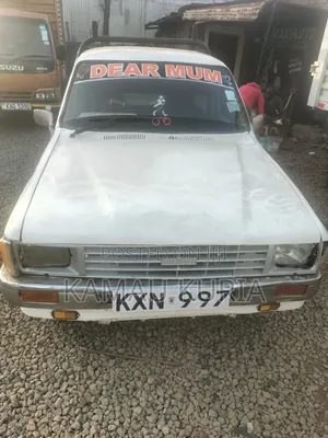 Toyota Hilux 1994 White