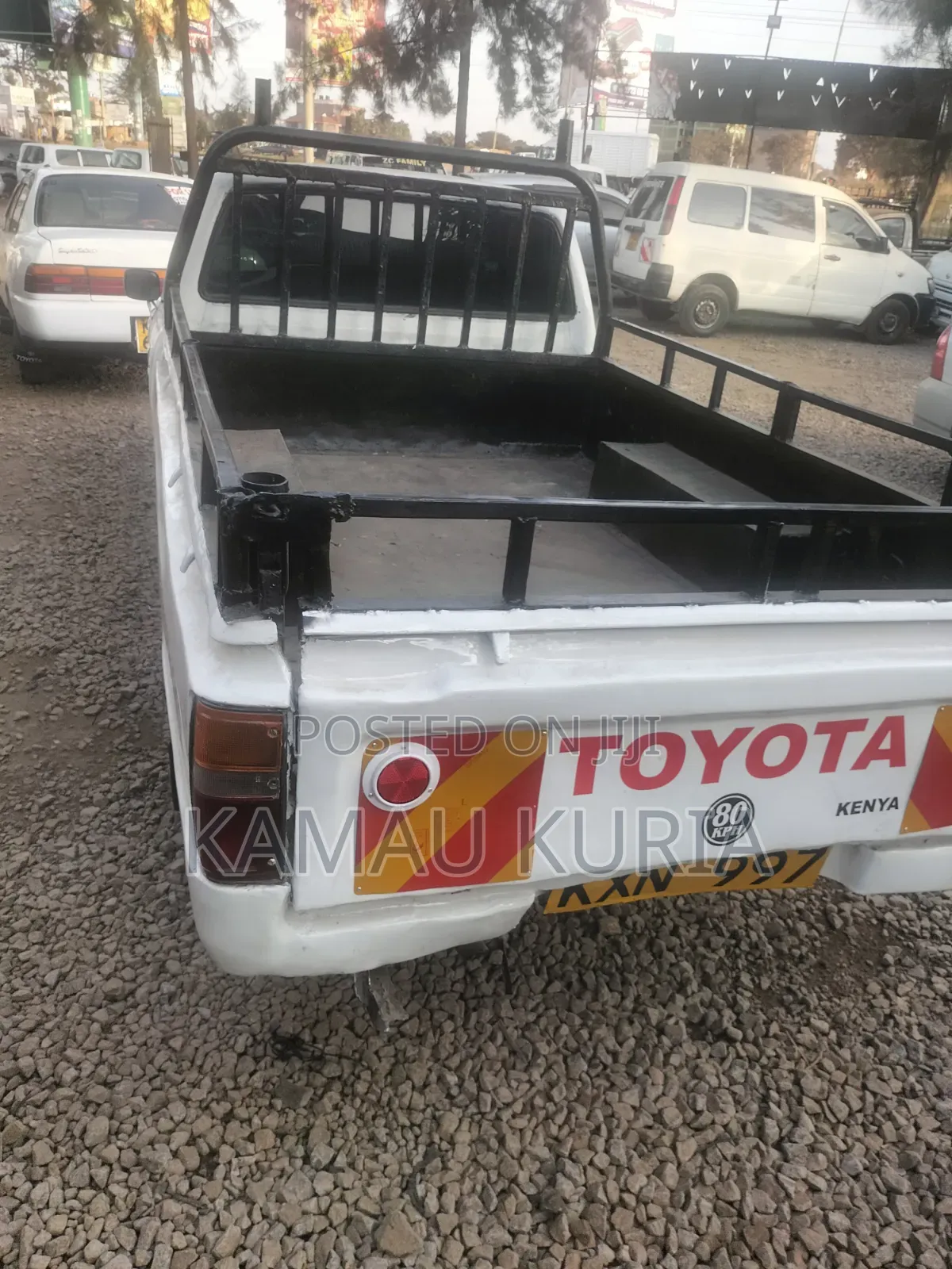 Toyota Hilux 1994 White