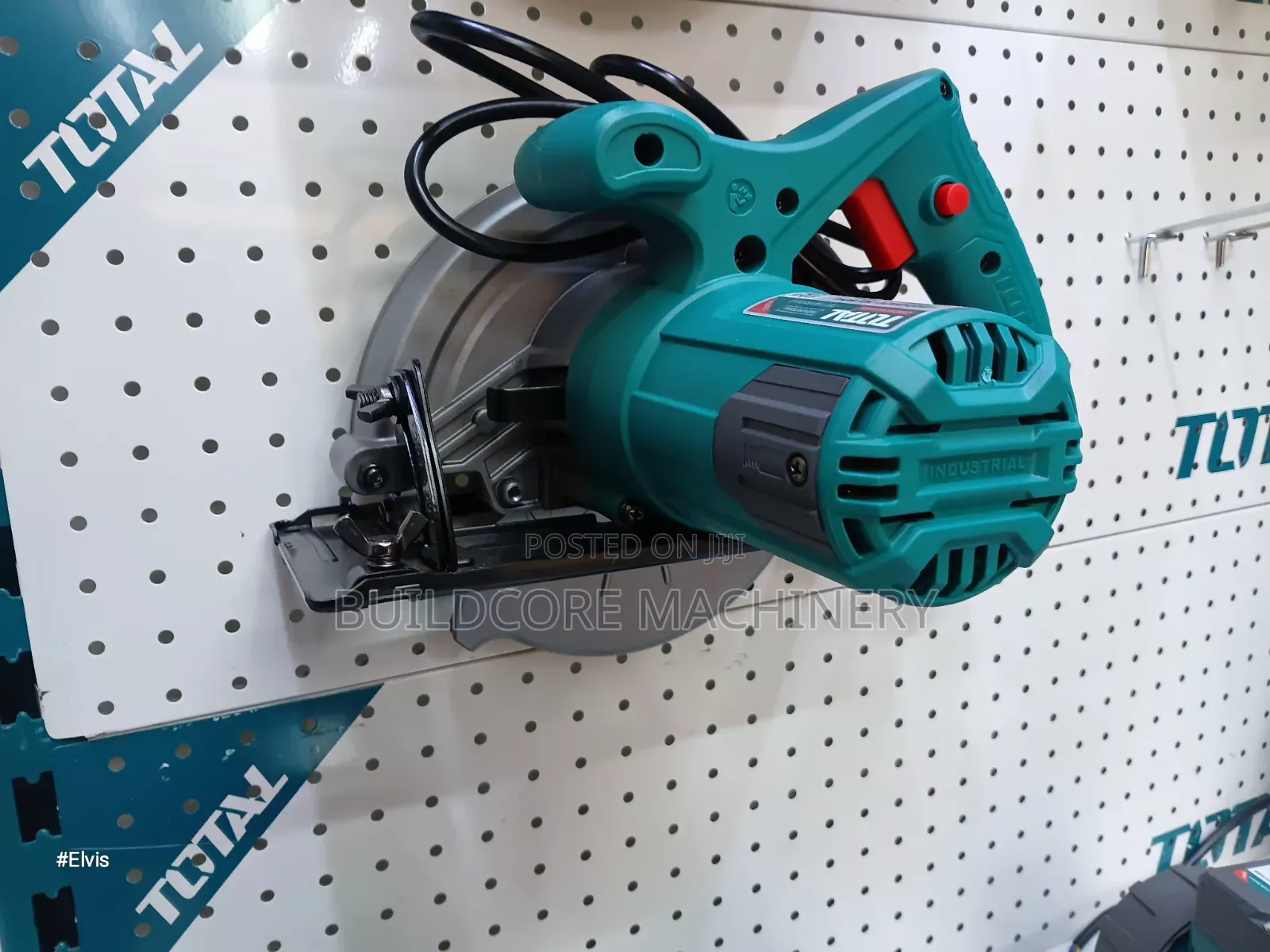 Total 7 Inch 1400w Circular Saw