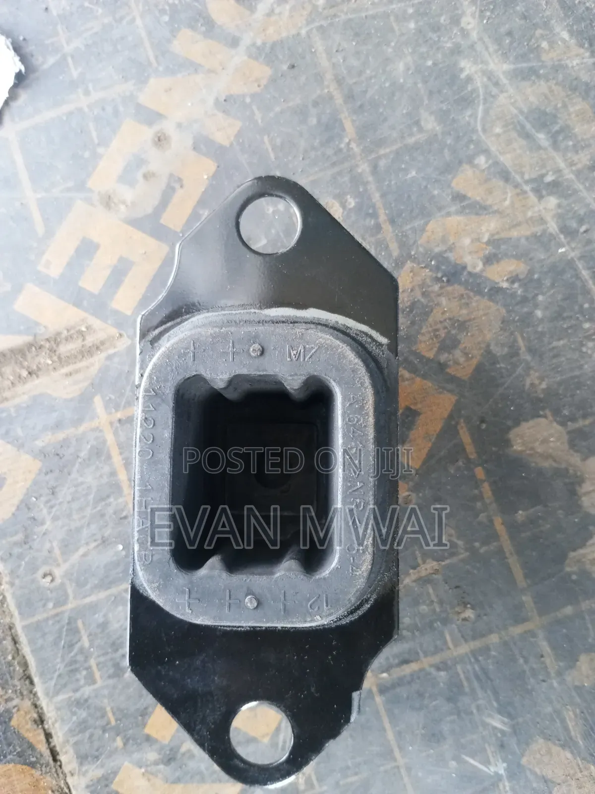 Nissan Sylphy, Nissan Bluebird N16, N17 Gear Box Mounting