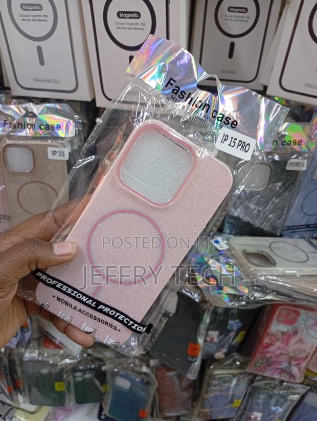 iPhone 15 Pro, Featuring a Pink Finish Cover - thumbnail 2