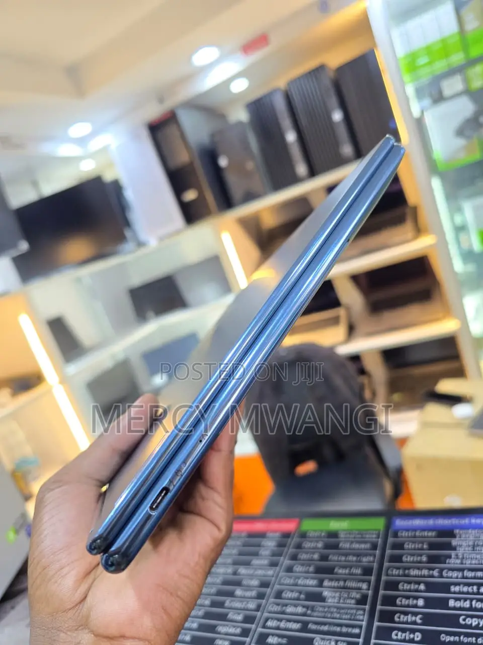 Laptop Lenovo Yoga Book 9i 16GB Intel Core Ultra 7 SSD 1T