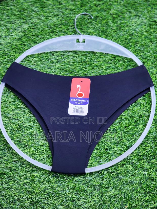 V-Shape Seamless Undies - thumbnail 3