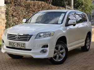 Toyota Vanguard 2008 White