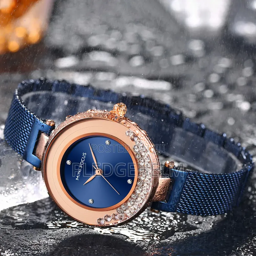Mini Focus Luxury Women's Watch With Crystal Dia