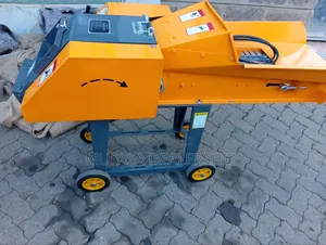 Portable Chaff Cutter With Conveyor Roller