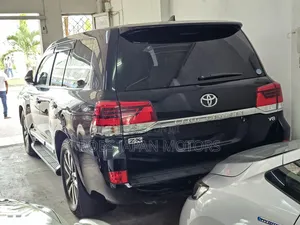 Toyota Land Cruiser 2019 Black