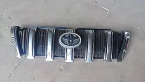 Grill Land Cruiser Prado 150