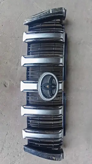 Grill Land Cruiser Prado 150