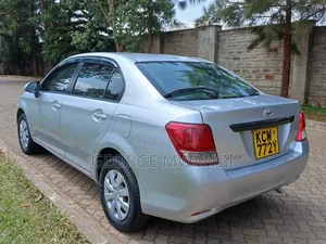 Toyota Axio 2013 Silver