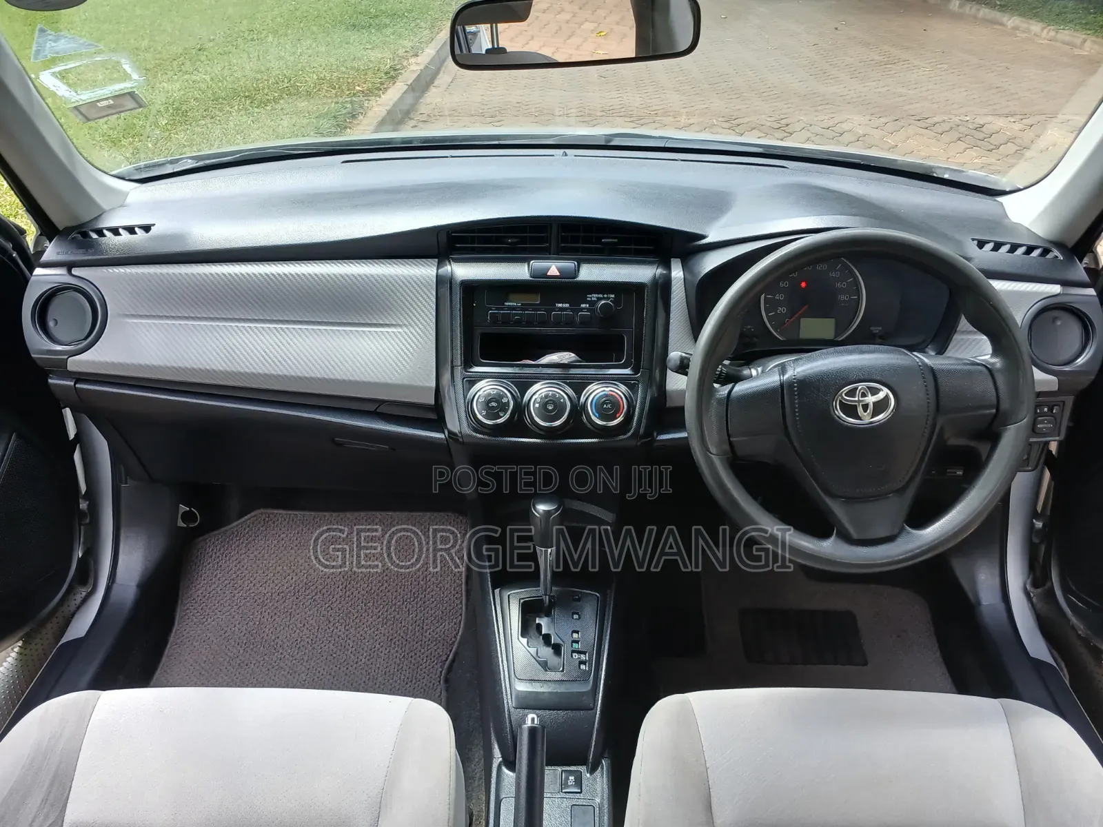 Toyota Axio 2013 Silver