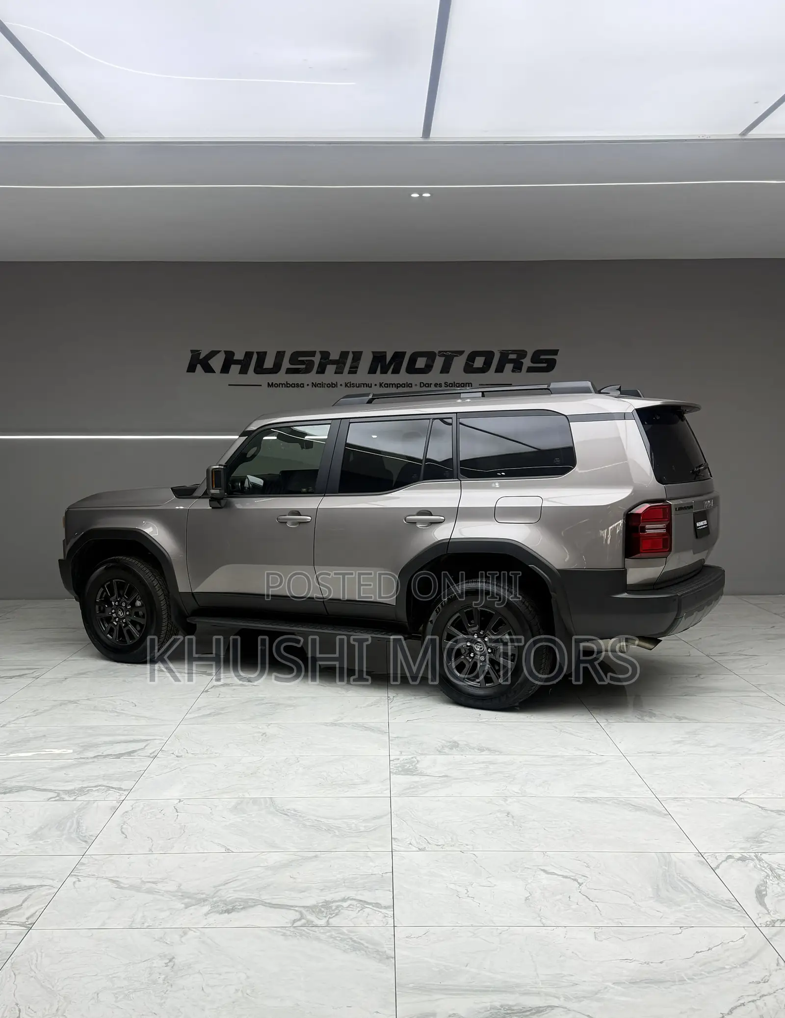 Toyota Land Cruiser 2024 Gray 