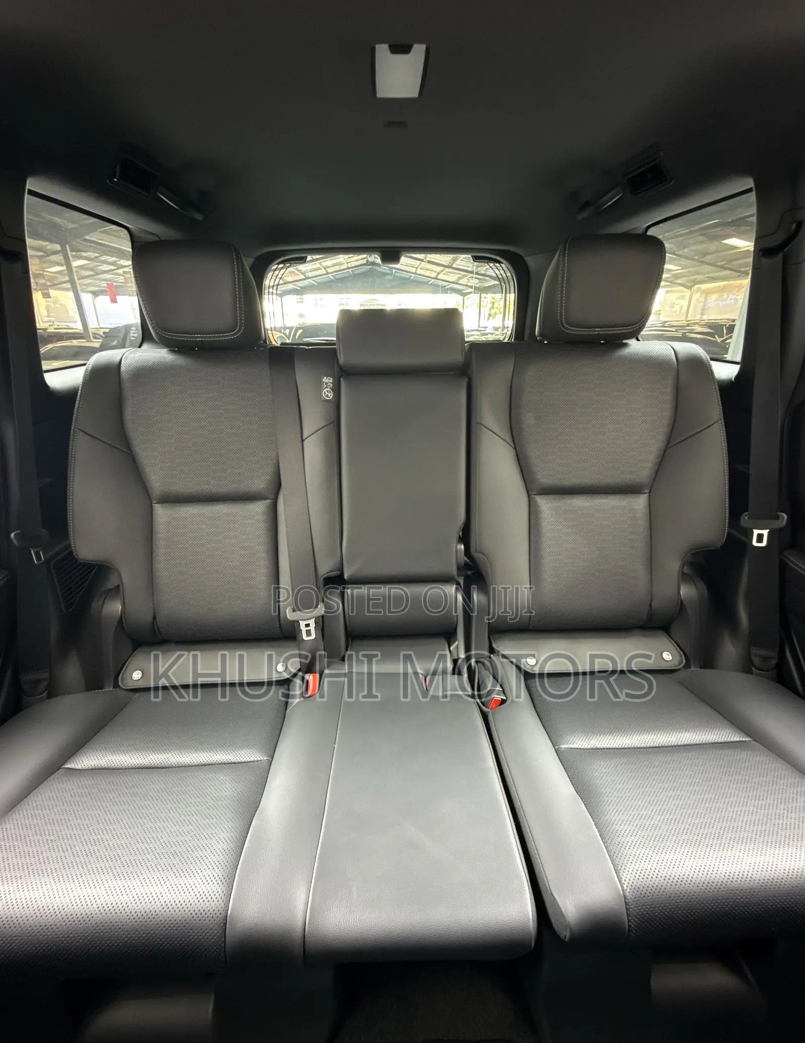 Toyota Land Cruiser 2024 Gray 