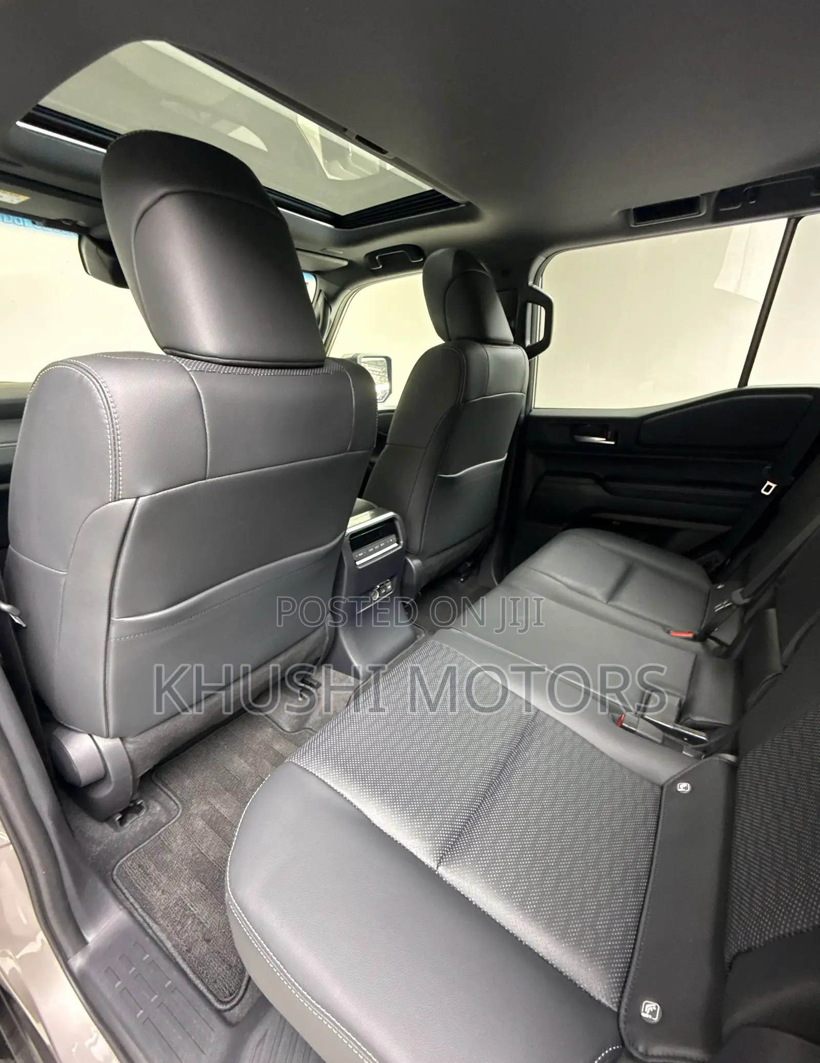 Toyota Land Cruiser 2024 Gray 