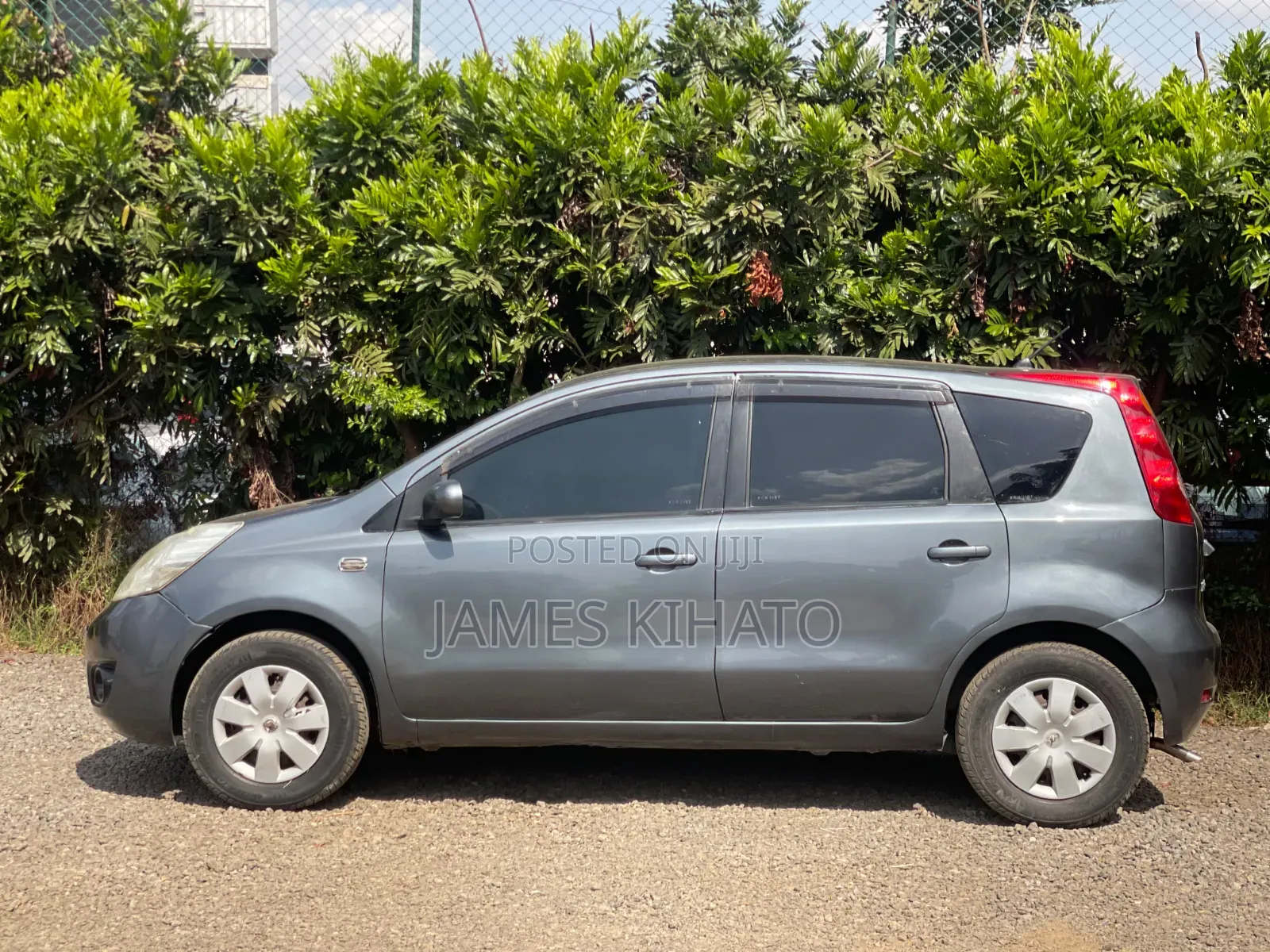 Nissan Note 2010 Gray