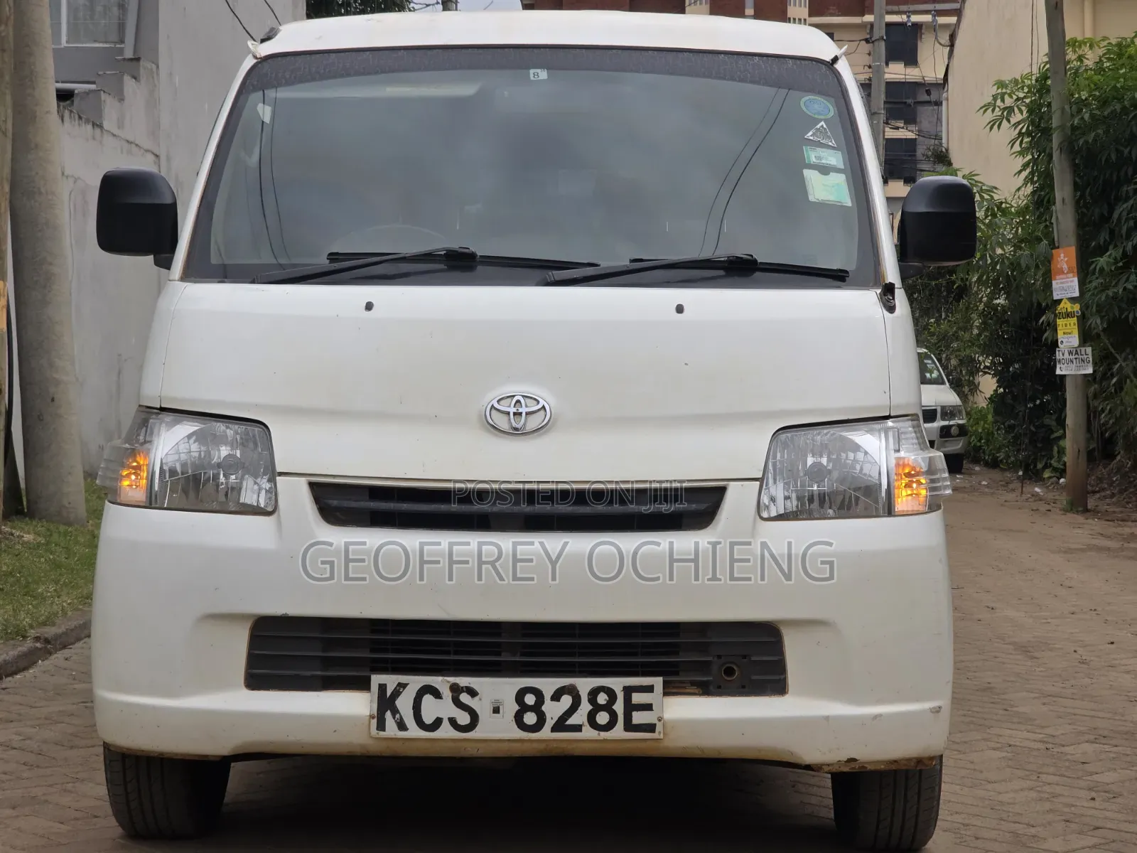Toyota TownAce 2011 White