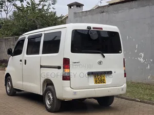 Toyota TownAce 2011 White