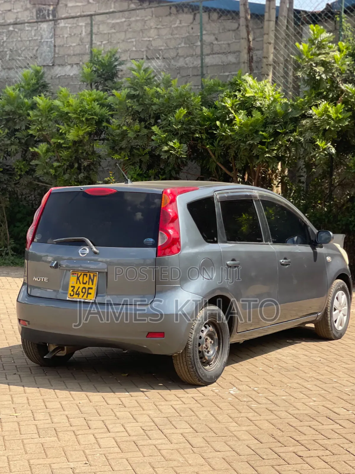 Nissan Note 2010 Gray