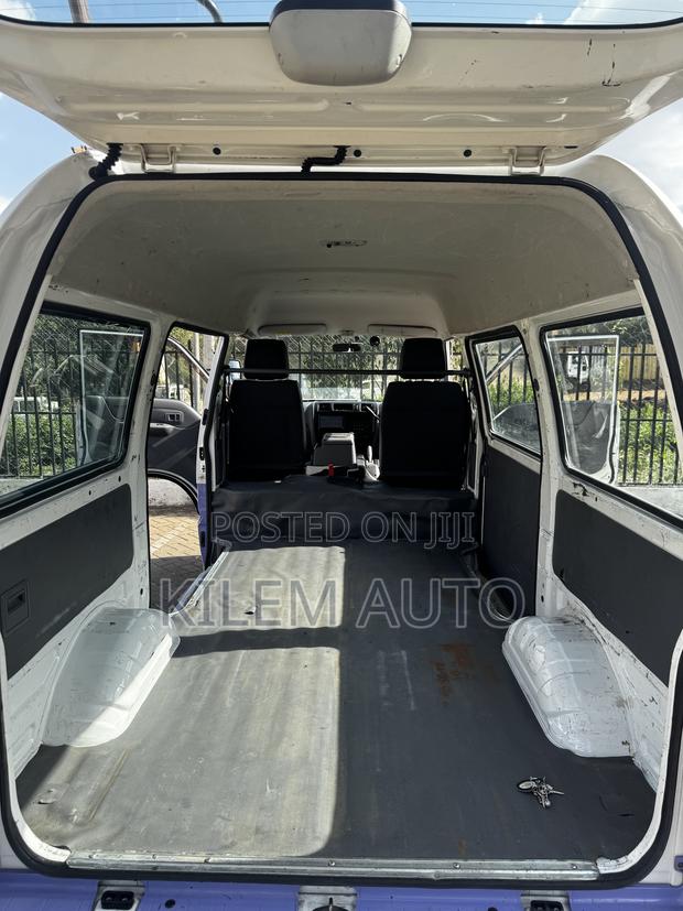 Mazda Bongo 2020 Black - thumbnail 6