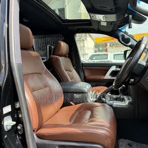 Toyota Land Cruiser 2020 Black