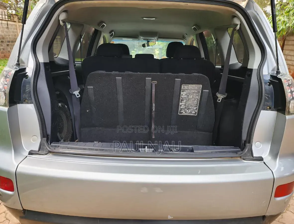Mitsubishi Outlander 2006