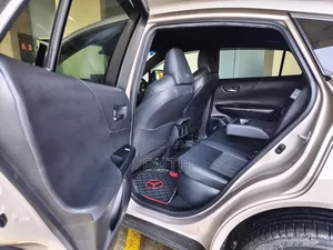 Toyota Harrier 2022 Silver