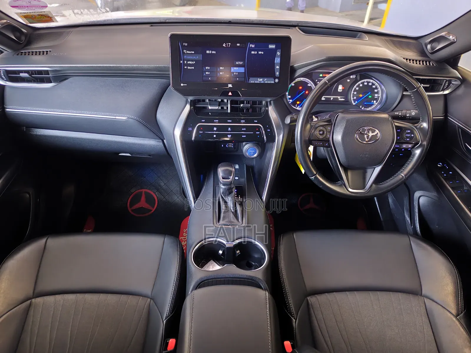 Toyota Harrier 2022 Silver