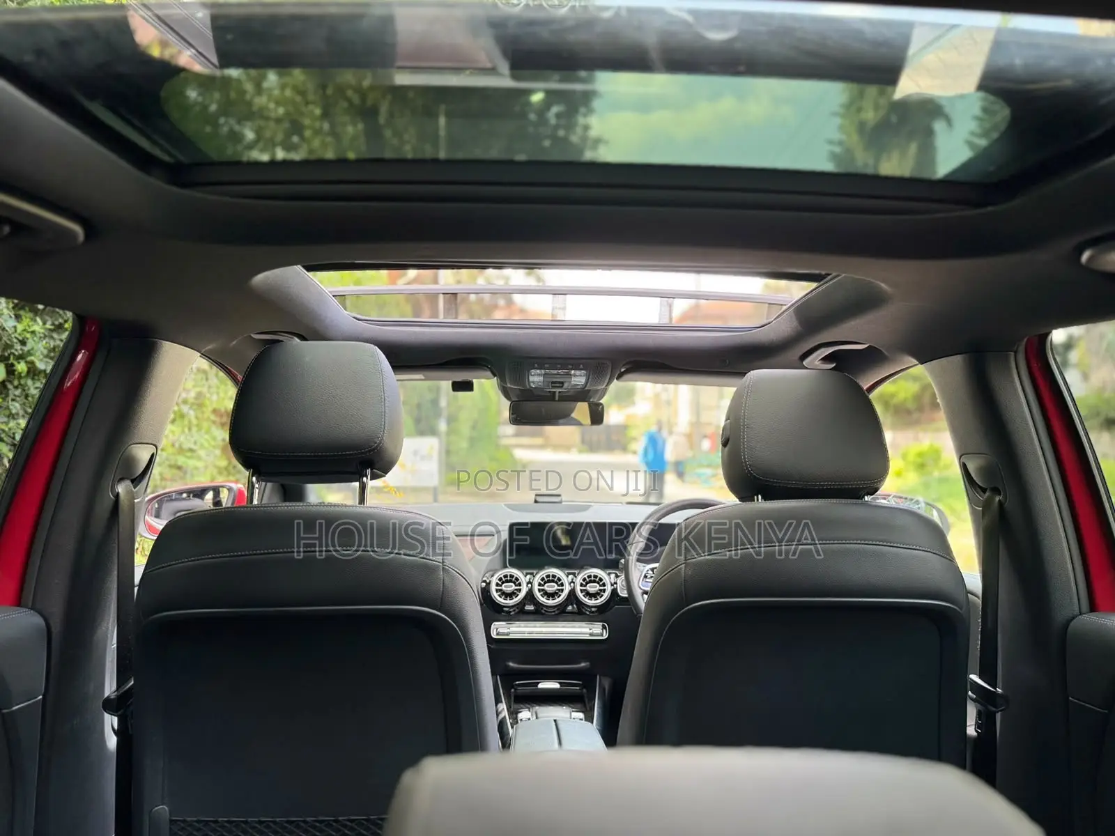 Mercedes-Benz B-Class 2019 Red