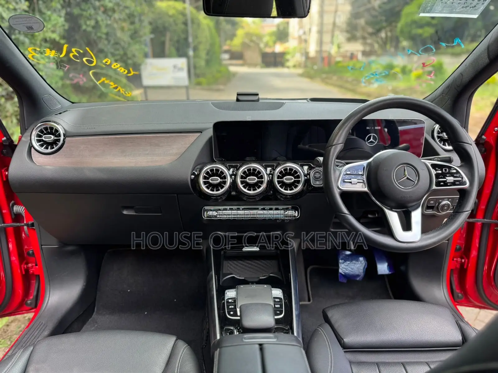 Mercedes-Benz B-Class 2019 Red